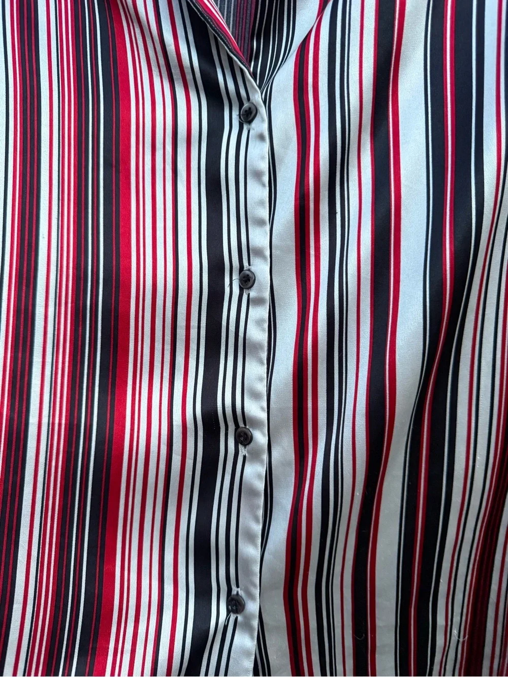 Kasper Men’s Red, White and Black Vertical Stripe Button-Down Shirt
